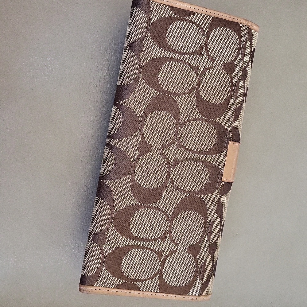 Coach Wallet - Picture 2 of 2